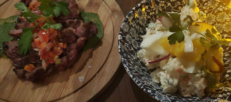 La Bodega food