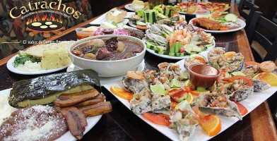 Catrachos food