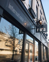 Rua outside