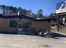Buttermilk's Barbecue And Catering outside