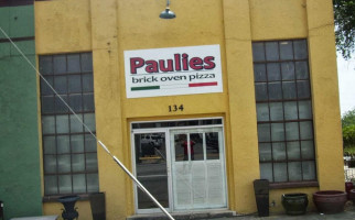 Paulie's Brick Oven Pizza outside