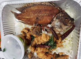 Charm Thai Bistro food