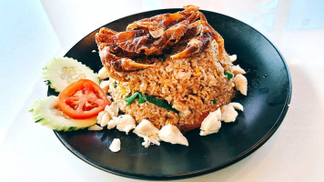 Charm Thai Bistro food