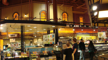 Wegmans Meals 2go inside