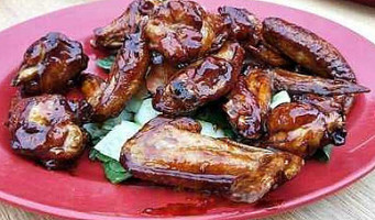 Hooters food