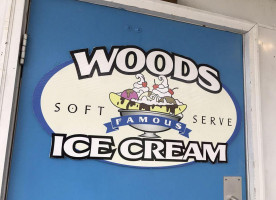Wood's Ice Cream logo