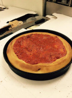 Pino's Pizza food