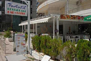 Heart City Health Cafe outside