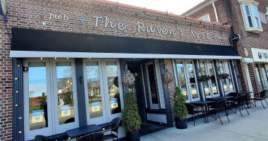 The Raven's Nest outside