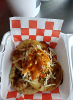 El Encanto Latino Food Truck food