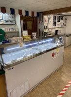Hoffman's Ice Cream outside