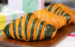 Common Bond Brasserie Bakery food