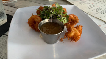 Hogfish Harry's food