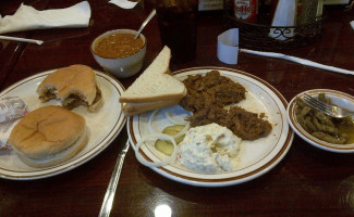 Old Hickory Bar-B-Que food