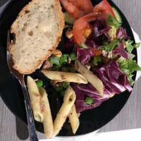 Flatire Burger food