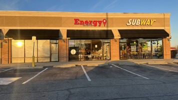 Spark Nutrition outside