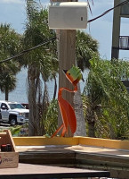 Island Tyme outside