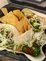 Bubbakoo's Burritos food
