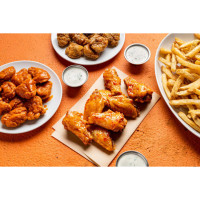 It's Just Wings food