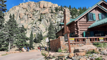 Timberline Cafe outside