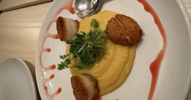Manoli's food