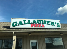 Gallagher's Pizza outside