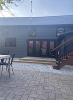 Seven Arrows Taproom outside