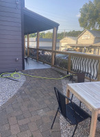 Seven Arrows Taproom outside