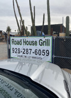 Los Dos Potrillos Grill outside