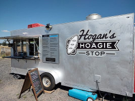 Hogan's Hoagie Stop outside