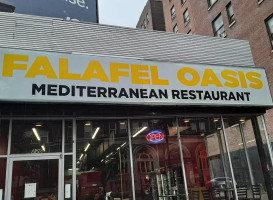 Falafel Oasis outside