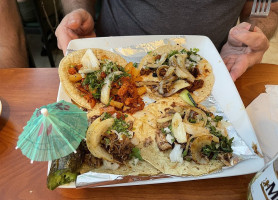 El Azteca Mexican Grill food