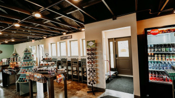 Hocking Hills Inn And Coffee Emporium inside