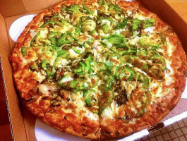 Royal Pizza food