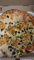 Royal Pizza food