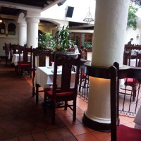El Serrano inside