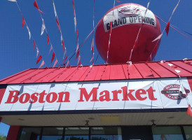 Boston Market outside