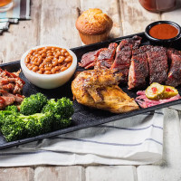 Famous Dave's food