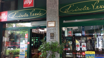 Cafe Descartes outside