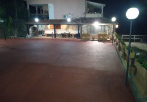 Sushi House outside