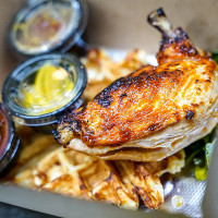 Elliott's on Linden food