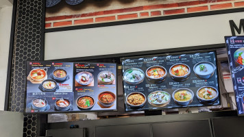 Manna Korean outside