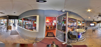 City Tavern outside