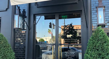Bourbon Steak Los Angeles outside