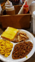Smokin Pig food