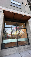 Yogurtagogo outside