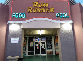 Rum Runner Desert Inn outside