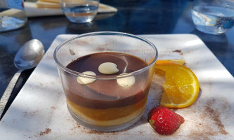 Larsen's Steakhouse Encino drink