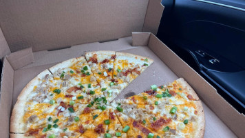 Percy's Pizza food