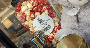 J's Sweet Treats And Wedding Cakes food